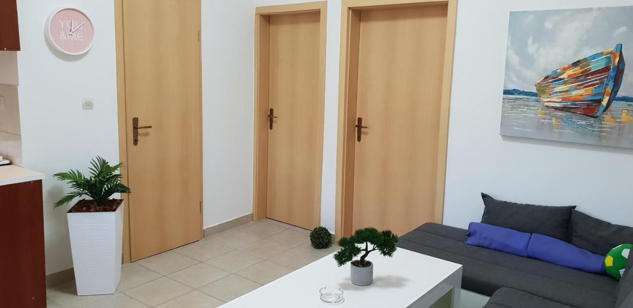 Apartmani Samanta Vir Exterior foto